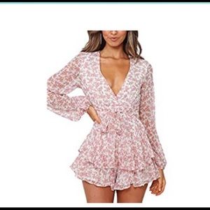 Floral romper small women’s